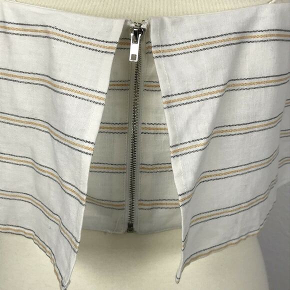 J.O.A. Striped Cropped Strapless Top - Picture 4 of 5
